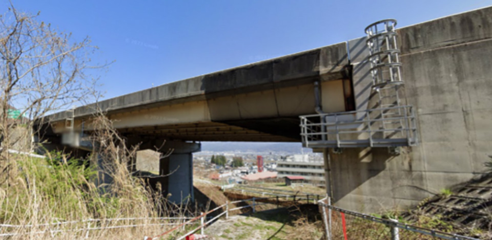 砥沢川橋（下り線）